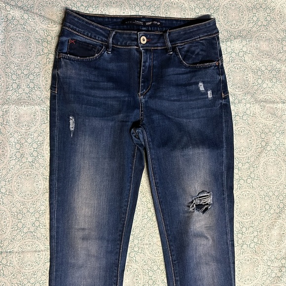 Tiffosi High Rise  Distressed Blue Jeans - Picture 2 of 7